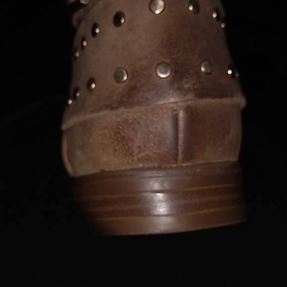 Boot - Picture 7 of 8